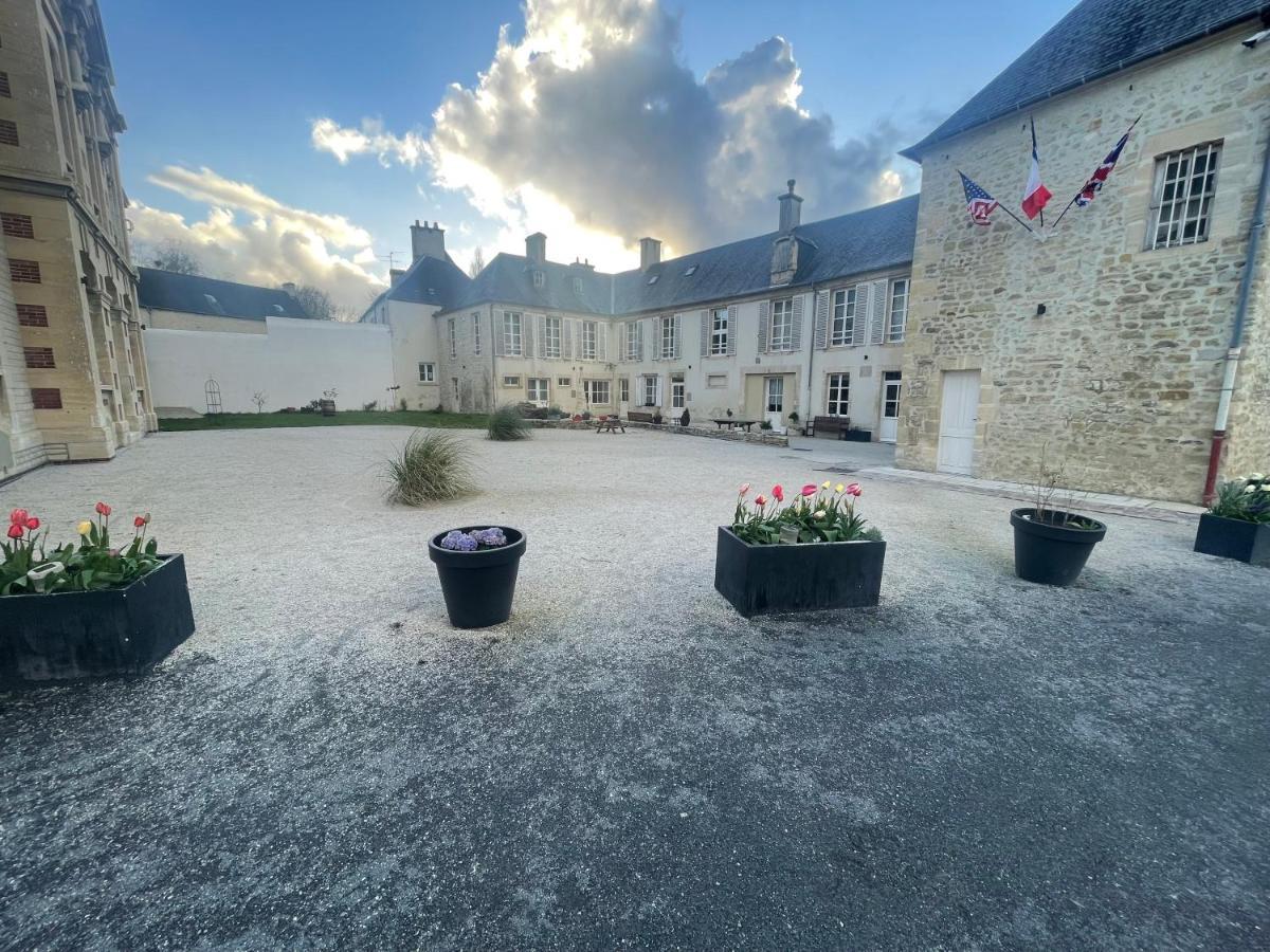 ホテル Belle Normandy バイユー エクステリア 写真